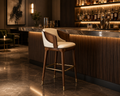 Le Tabouret de Bar "Éclipse" en Noyer et Cuir Crème