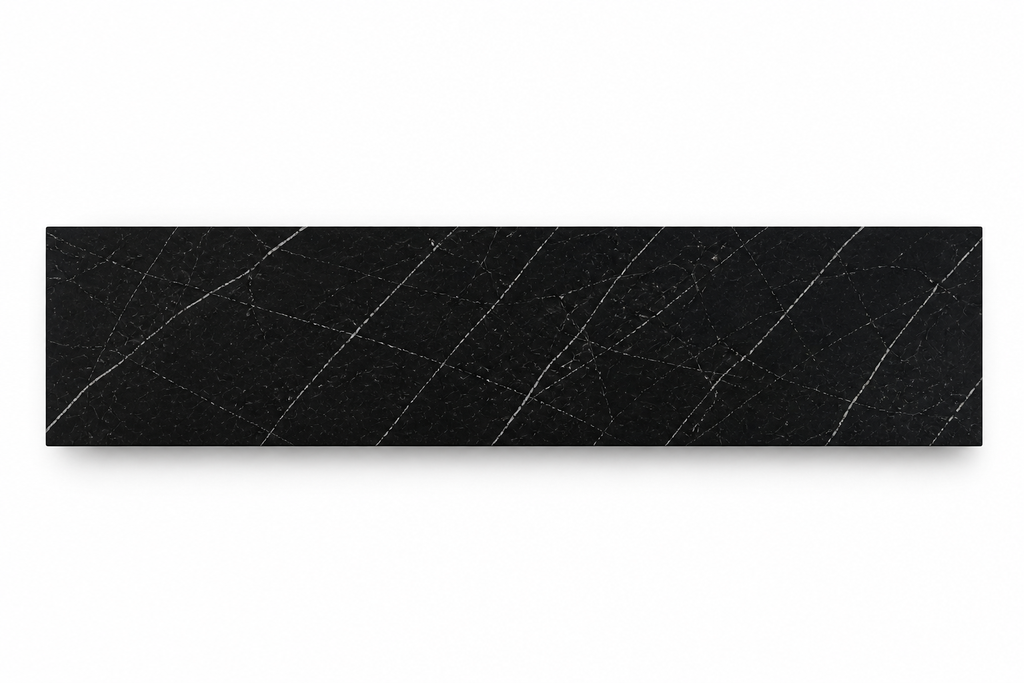 La Console Suspendue Monolithe "Poutre" en Marbre Noir Marquina